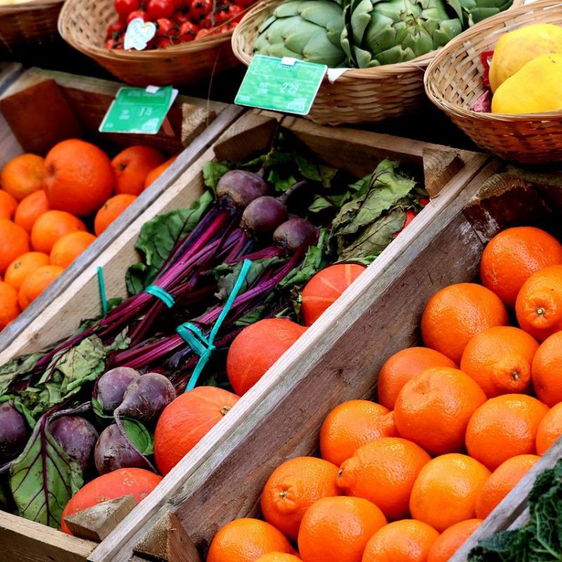 market, fruit, vegetables-7044121.jpg